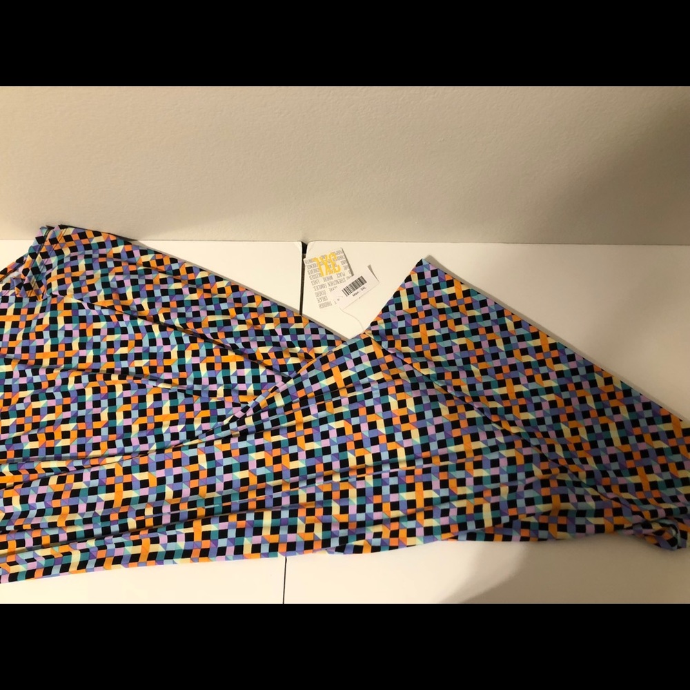 LulaRoe 3x Maxi - Multi Color - NWT